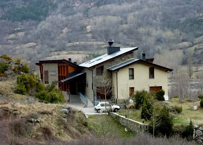 La Llardana בית כפרי *